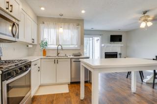 Pool Access Family-Friendly Virginia Beach Home! - 3