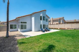 Luxe Spacious Home Near Parks Fully Equipped - Riverside - 5