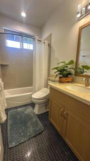 Hina Hideout - Budget Friendly Home Near Beach! - Waianae - 3