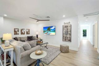 Heated Pool-Walk to Vanderbilt Beach-Game Room - Naples - 5