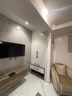 Studio apartment with balcony - Accra - 0