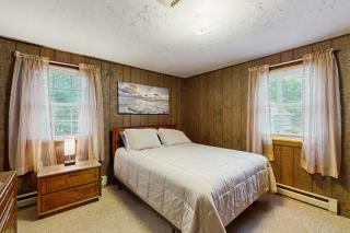 The Rootskeller - Oak Bluffs - 3