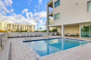 1 Mi to Dtwn Sarasota Remodeled Condo with Balcony! - Sarasota - 0