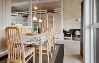 Awesome Home In Sydals With Kitchen - Sarup - 8