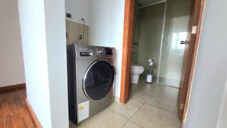 Departamento Privado una habitación y balcón Sector Solca y Embajada EEUU - Quito - 3