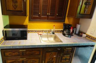 Enjoy AC in Our Guest Room at Inn Ajijic - Ajijic - 2