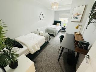 Ysgol Corner by PJ Stays - Swansea - 2