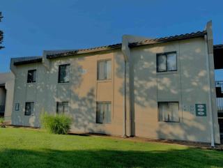 Lake Ozark-1bd1ba-hippo Pool, Regalia Resort - Stausee Lake of the Ozarks - 3
