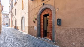 Book and Bed - Orvieto - 2