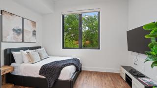 Upstay Newly Renovated Modern Apartment near SoCo - Austin - 1