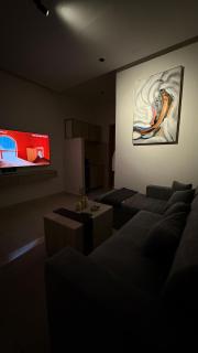 SH59, Elegant 1-Bedroom Flat with Lounge Walk to Café & Market - Dammam - 8