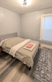 Entire place in quiet area - Utica - 6