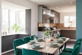 Stunning 4 Bed in Salford - Sleeps 9 - Manchester - 0