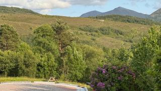 1 Bedroom Cabin with Mountain & Loch Views - Quiet Location between Glencoe & Ben Nevis - Onich - 8