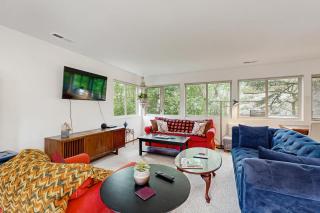 Captain's Quarters Hideaway - Manzanita - 6