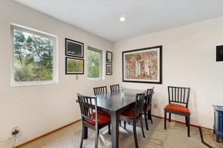 Captain's Quarters Hideaway - 4