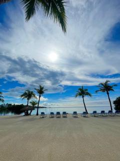 Coconut Cove Resort & Marina - 2