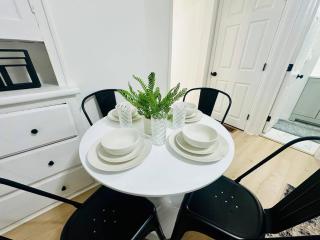 2 BR Modern Comfort Historic Stockade A1 - Schenectady - 6