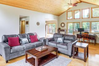 Blue Ridge Cabin on 6 Acres Hot Tub and Mtn Views! - Swannanoa - 7