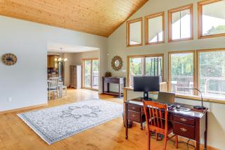 Blue Ridge Cabin on 6 Acres Hot Tub and Mtn Views! - Swannanoa - 5