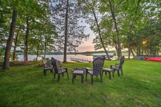 Sarona Serenity Lakeside Retreat with Boat Dock! - 9