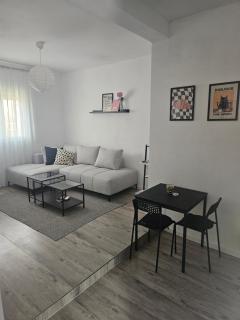 Cloud 9 Apartment - - 1
