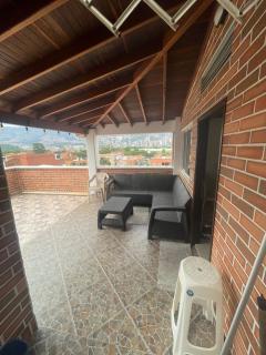 Hermosa terraza con vista al aeropuerto - Medellín - 0