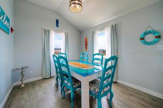 Two Port A Homes Near Beach Nature Preserve Ideal Group Retreat - 4