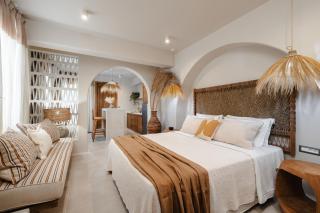 Chic Elysium - Nirvana - Naxos Chora - 0