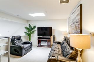 Elevator In-Unit 3-Story Condo Only 14 Mi to DC! - Silver Spring - 8