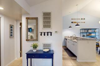 Sea Colony --- 5001 Woodland View - 2