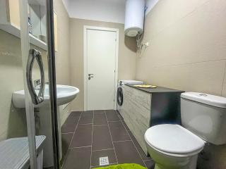 Cozy Lagoon Apartment - 1