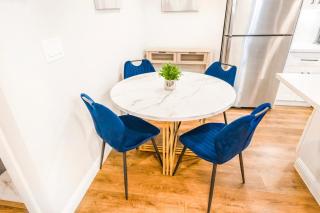 XLNC HOUSE Gillespie 2b1b 20 min to dtown airport - 4