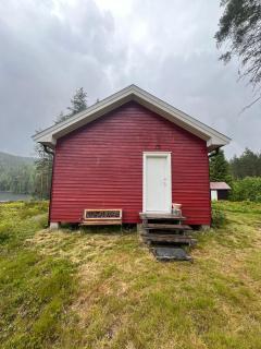 koselig gammel hytte ved vannet - Skien - 6