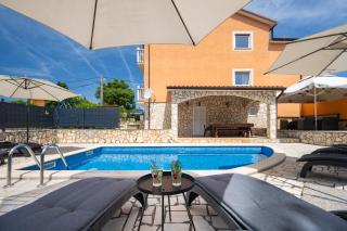 Villa Fortuna Für Bis Zu 9 Personen Und Mit Beheiztem Aussenpool - Labin - 8