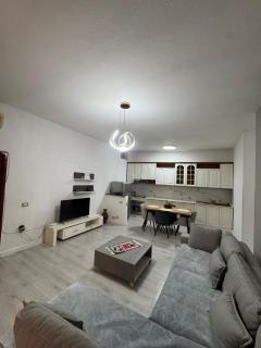 Papale Center Apartments - 5