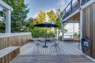 Stunning Semiahmoo Bay Views Spacious PNW Home - Blaine - 1