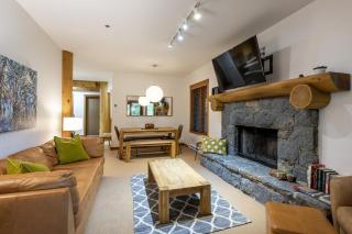 Taluswood 6 by Outpost Whistler - Whistler - 1