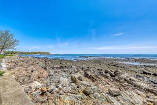 The Castle Rock and Sea Belle - 1