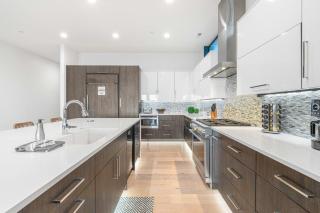 Modern Bayfront Memories - 1