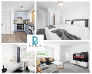 Cozy 3 BR in Wigan - Parking, Kitchen - Hindley - 0