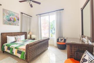 Private Punta Cana Villa with Pool & Golf View - Punta Cana - 5