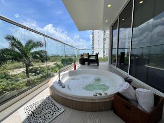 2 Dormitorios junto al mar. Jacuzzi Privado - 8