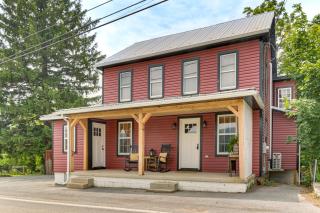 Historic Home with Mountain Views in Dry Run - - 0
