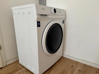 Spacious Stylish Apartment with Free Parking - Wenen - 6