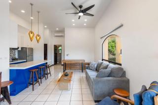 Birds-Eye Ocean View in Nicely Priced Top-Floor Unit in Flamingo - Playa Flamingo - 5