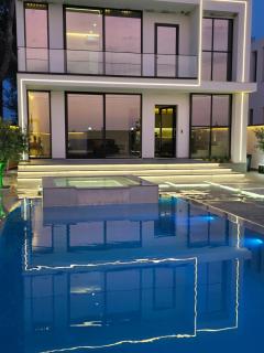 Aventus Luxury Villa - Rrushkull - 0