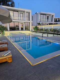Aventus Luxury Villa - Rrushkull - 1