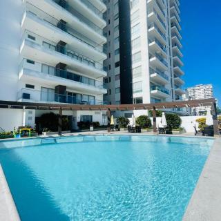 3 Hab, vista a la playa, piso alto, balcon priv, bbq, parqueo - Chinchipe - 0