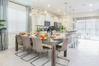 Fabulous Home with Pool at Solterra Resort ST5501 - 7